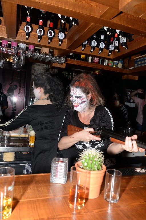 ../Images/Halloween in Madero 2018 041.jpg